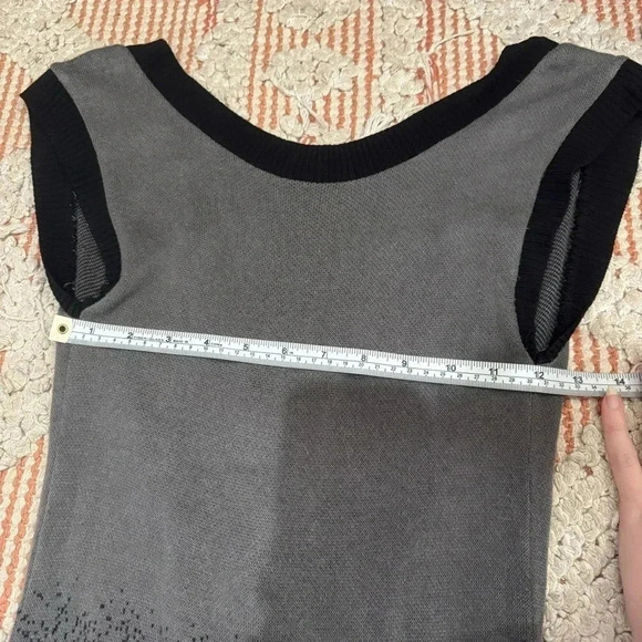 Forever 21 Black Ombré knit off the shoulder top - Picture 4 of 6
